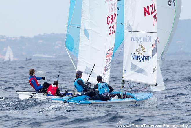 Sophie Weguelin and Eilidh McIntyre (GBR) - Jo Aleh and Polly Powrie (NZL), 470 Women - 2014 ISAF Sailing World Cup Hyeres © Thom Touw http://www.thomtouw.com